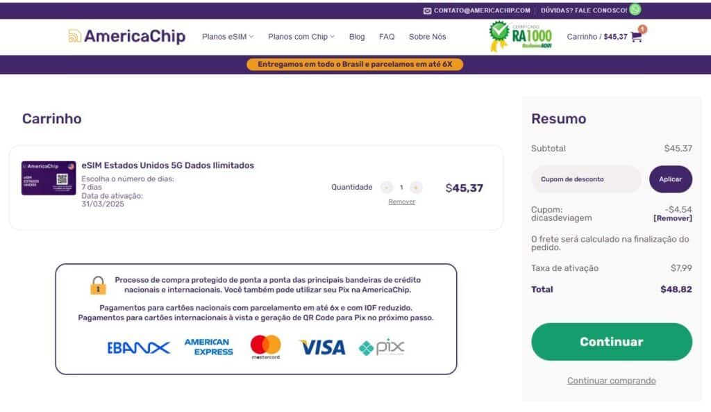 Captura de tela de uma página de checkout on-line da AmericaChip, exibindo um produto eSIM e custo total de US$ 48,82, incluindo taxas. Representa eSIM Malásia.
